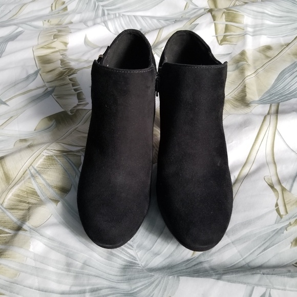 Clark's Platform Booties - Picture 5 of 8